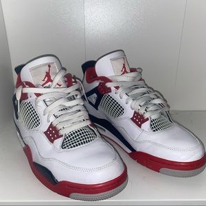 Jordan 4s